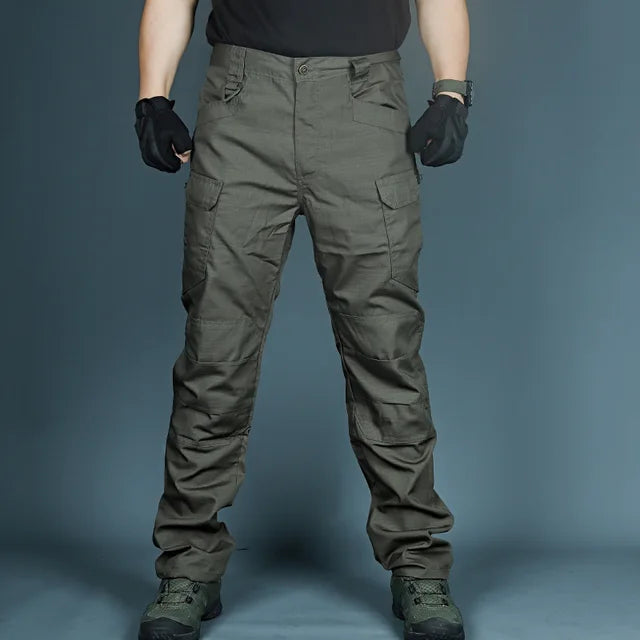 Men's All-Weather Tactical Cargo Pants with Versatile Storage and Enhanced Comfort